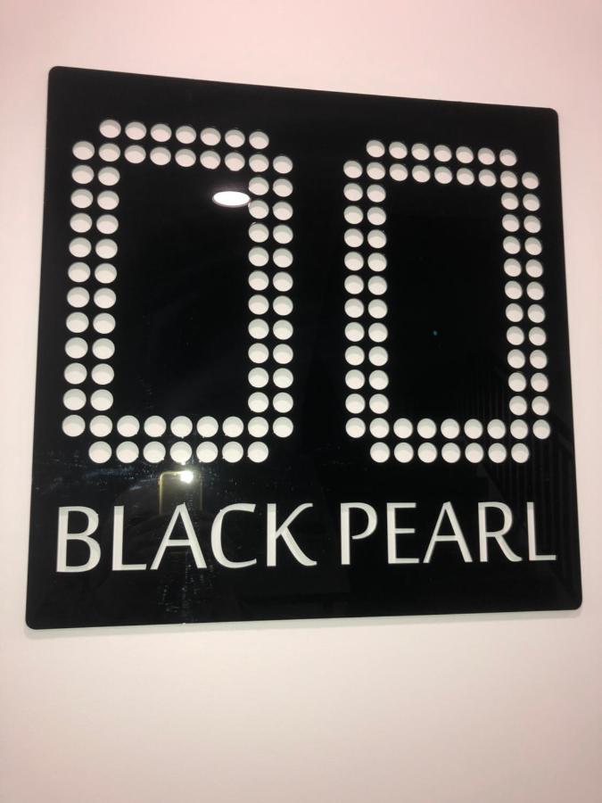 Black Pearl Apartments In Centrum Szczecin Ngoại thất bức ảnh